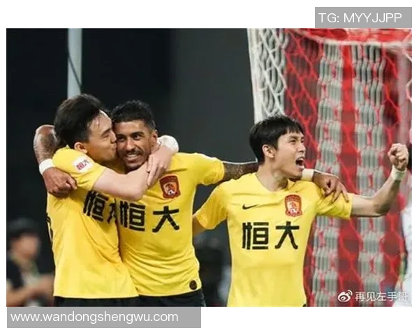 成都与西安羽毛球队赛后复盘分析力量对比与战术探讨